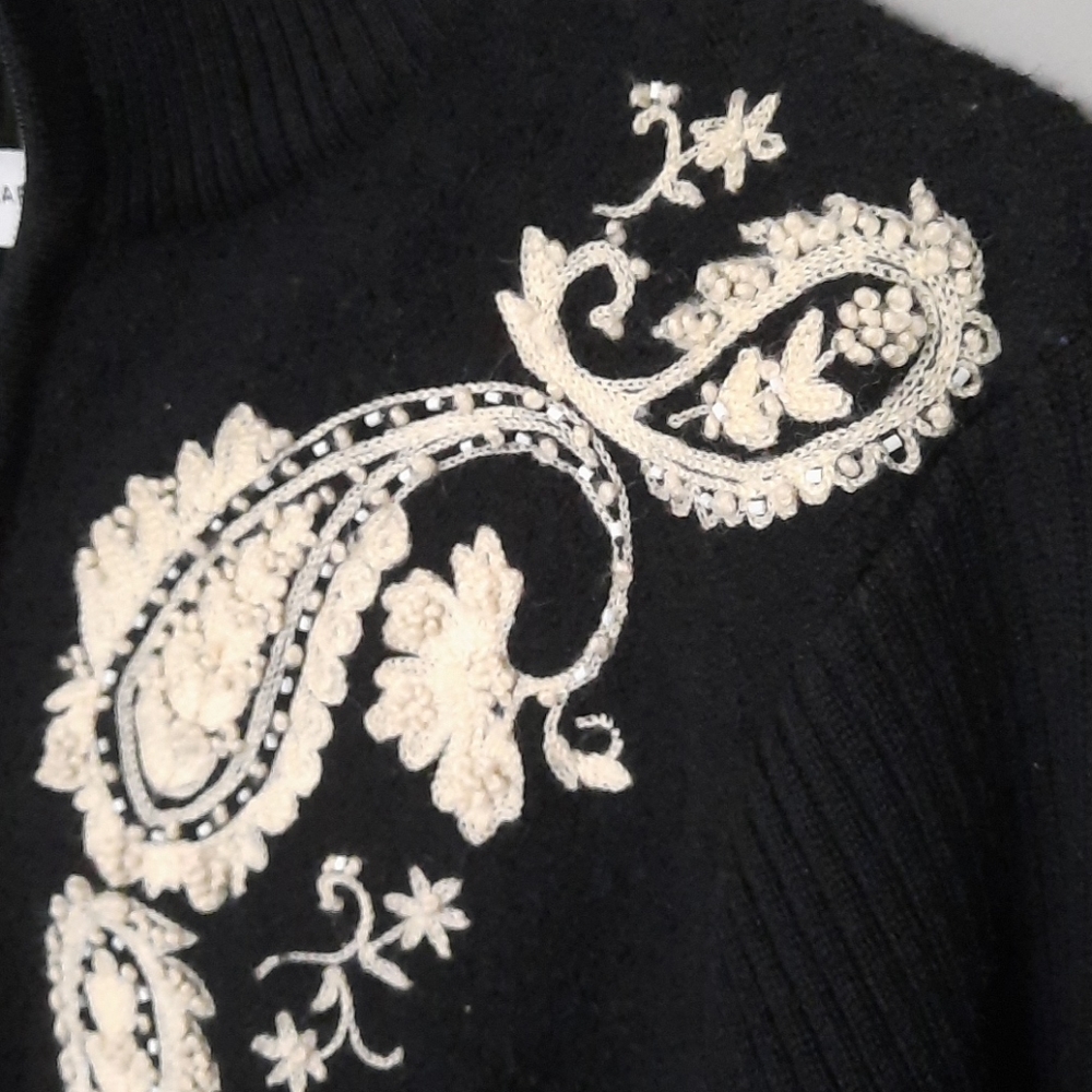 Vintage embroidered sweater
